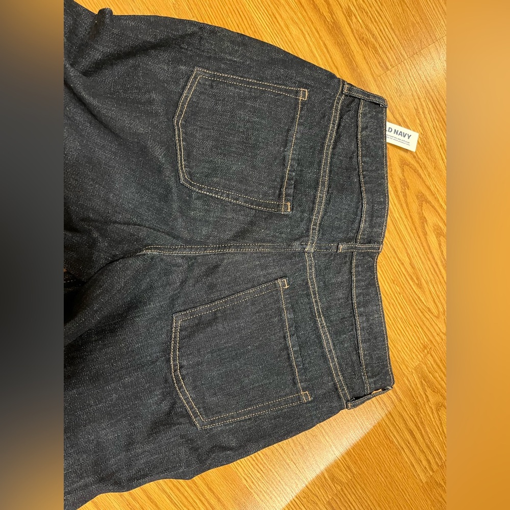 NWT Old Navy Dark Wash Straight Jeans - Picture 2 of 5